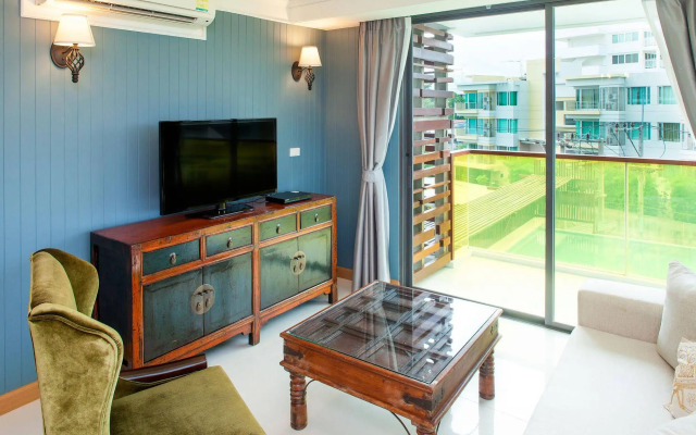 Rocco Hua Hin Beach Seaview