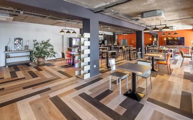 Inter Hotel Le Luy De Bearn