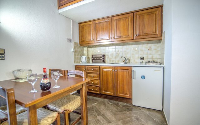 Elpida Apartments