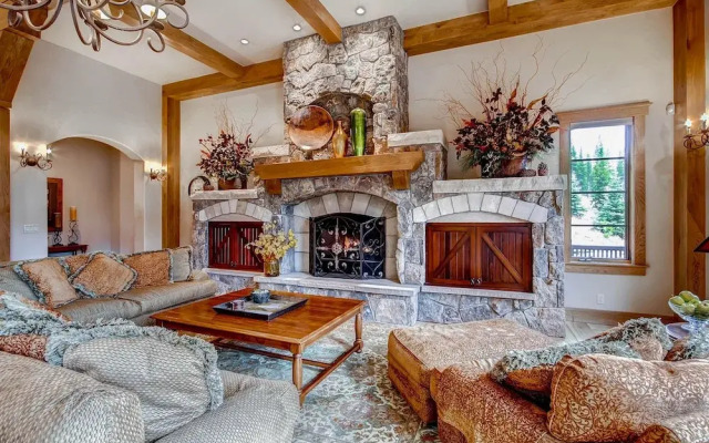 Grace Manor