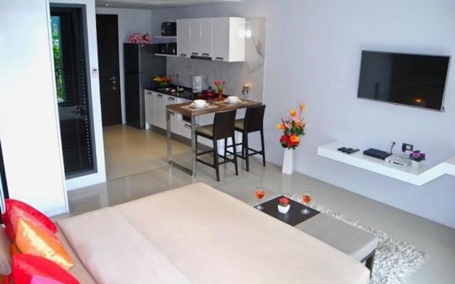 Emerald Apartment in Patong