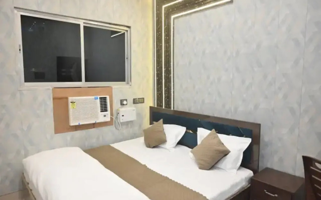 Goroomgo Narayan Niwas Homestay Ayodhya