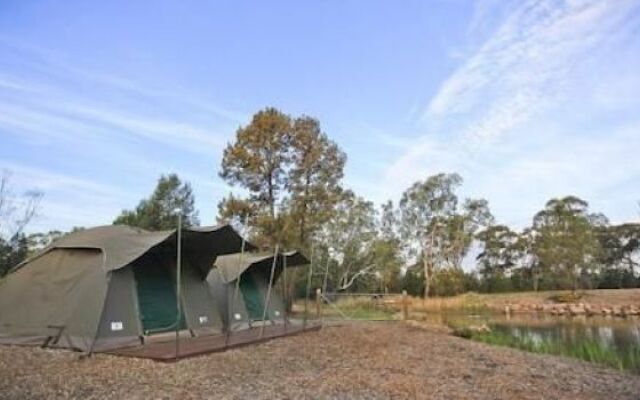 Billabong Camp, Taronga Western Plains Zoo