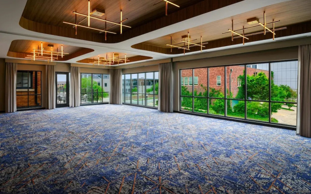The Nobleman Fort Worth, Tapestry Collection by Hilton