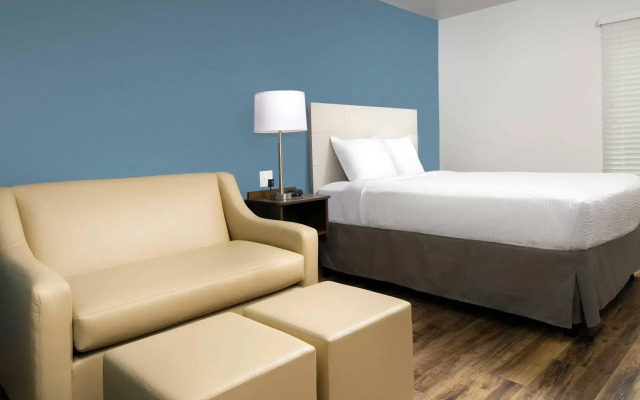 WoodSpring Suites Orlando Airport