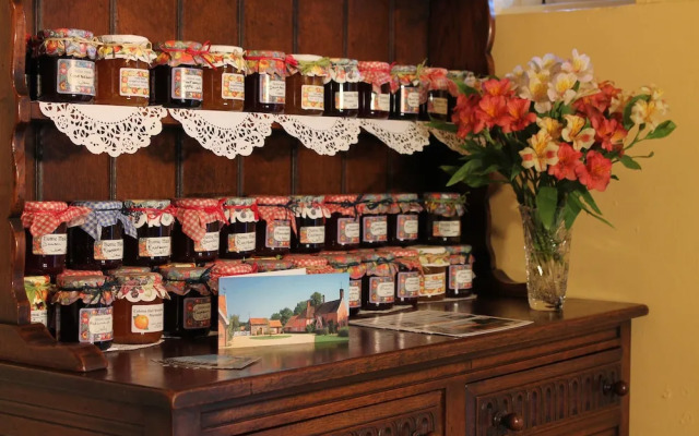 Colston Hall Farmhouse B&B