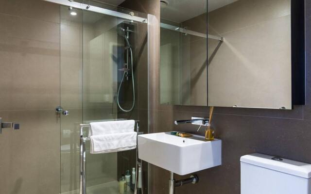 StayIcon Serviced Apartment On Collins