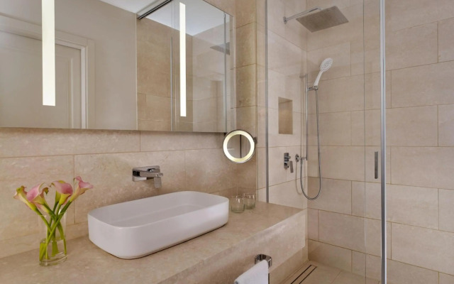 The Ritz-Carlton, Hotel de la Paix, Geneva