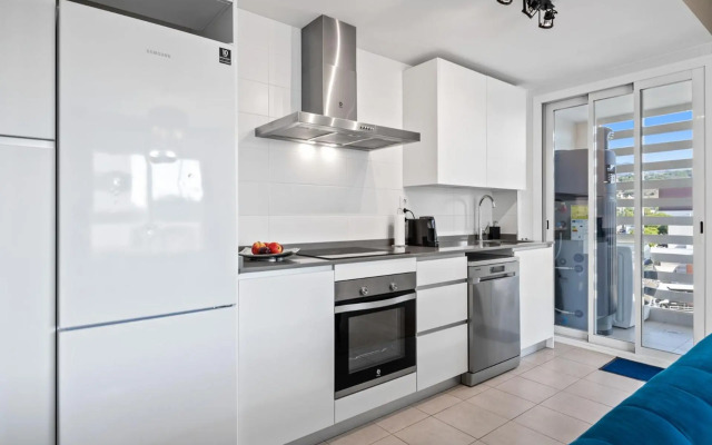 Luxury new apartment - private parking- Estepona