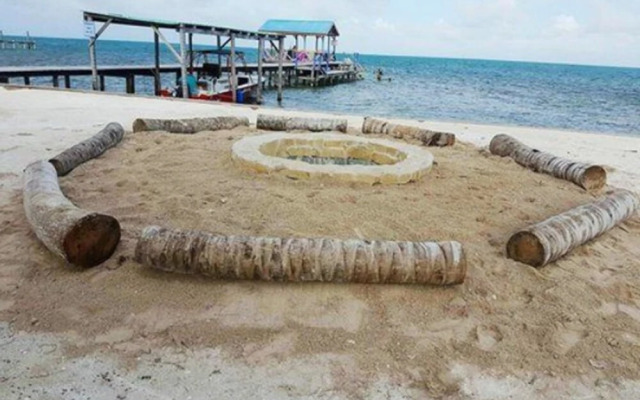 Anchorage Beach Resort