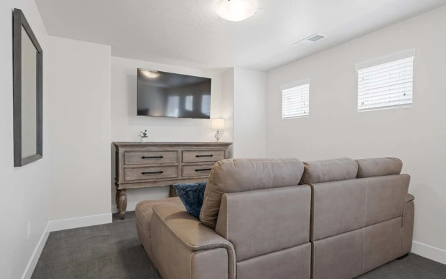 Zi-On The Prize By Redawning