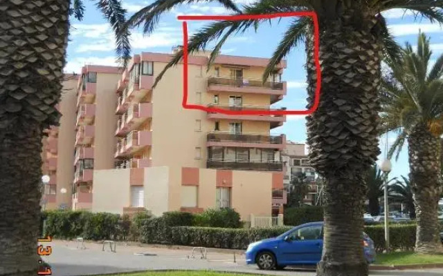 Beau T2 Climatisé sur Marina avec parking privé