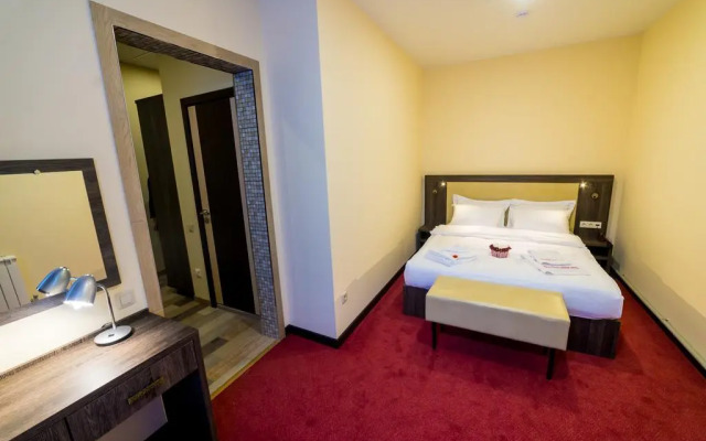 Hotel Krasnyi Podsolnukh