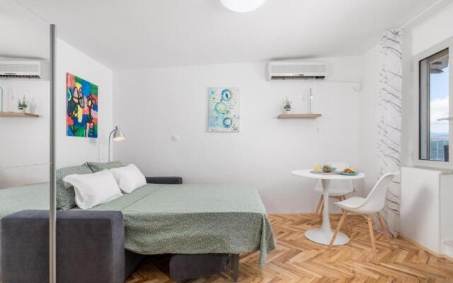Studio apartman Rozi