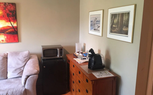 Grey Rose Suites
