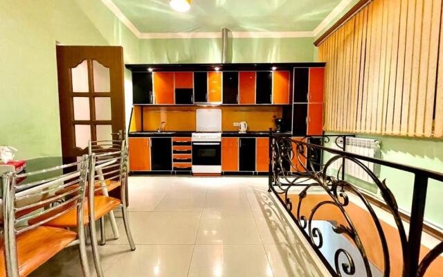 Yerevan House holiday home 18