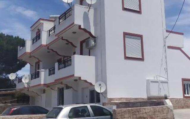 Mama Marina apartement near to the airport
