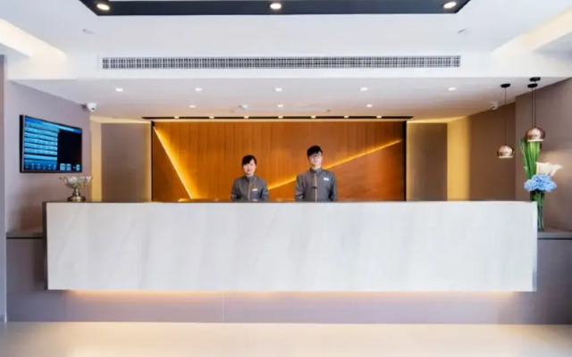 Homeinn Selected Hotel (Shanghai Hongqiao Gubei Yaohong Road Subway Station)