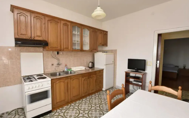 Apartment Damir