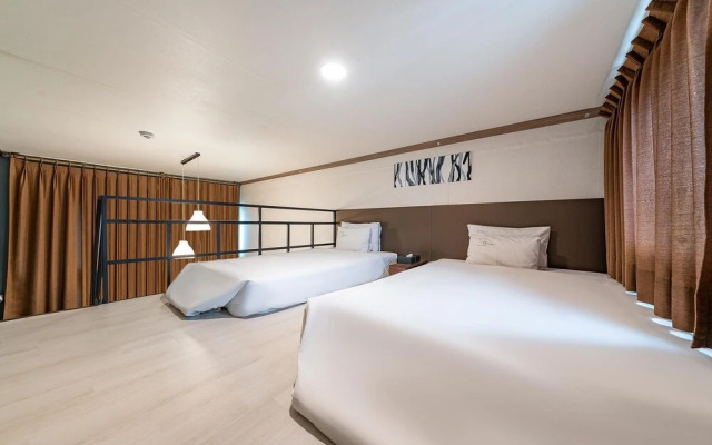 Hotel Hugh Loft in Incheon