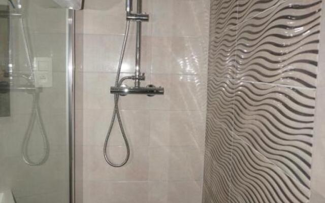 Brial apartment 2 bedrooms, lift,