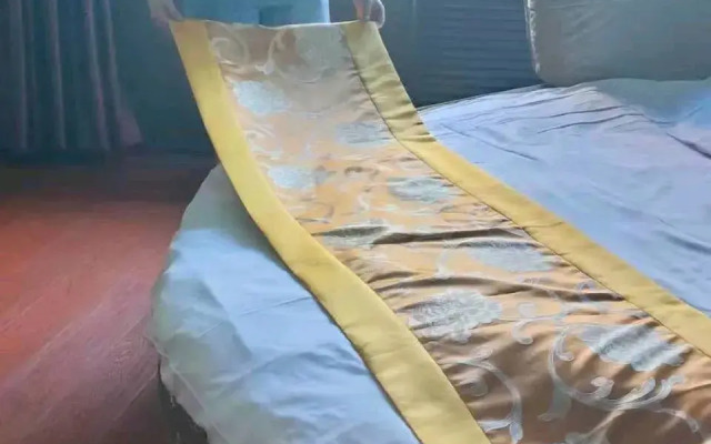 XinYuHaoHotel（formerlyOrientalPearlHotel）