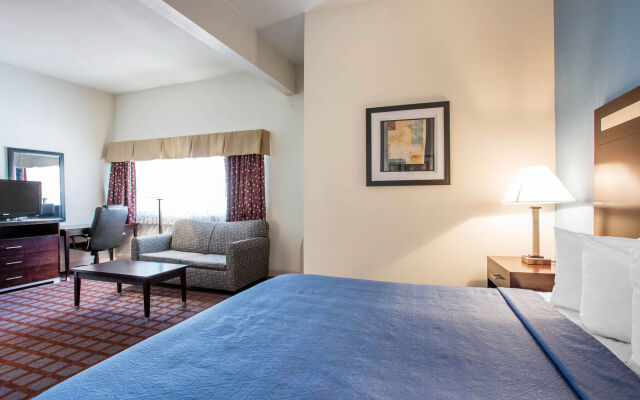 Quality Inn Near Mammoth Mountain Ski Resort