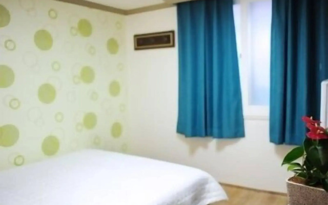 Busan Inn