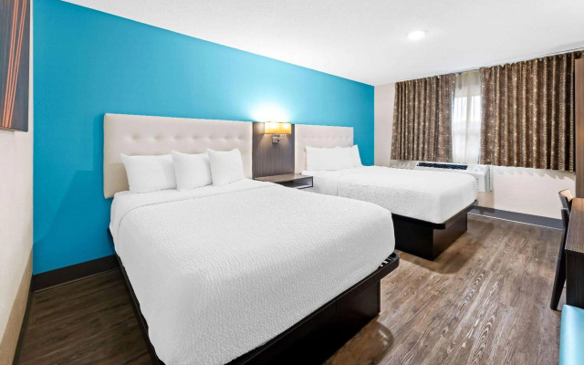 Howard Johnson by Wyndham Thunder Bay