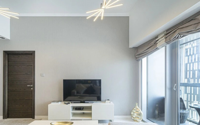 KOHH – 1BR in Cayan Tower