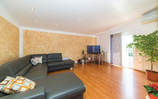 Nice Home in Seget Vranjica With Wifi and 2 Bedrooms