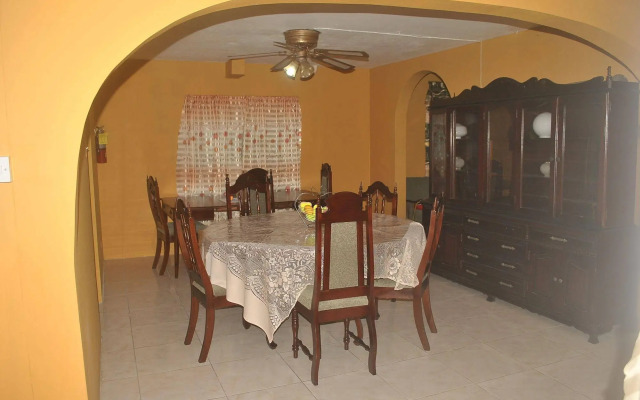 Enchanted Villas and Guest House