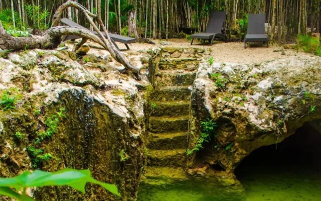 Aldea Maya-Ha Cabañas con cenotes