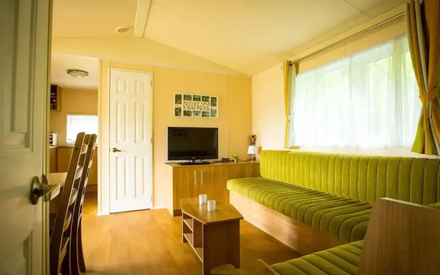 Apartment in Utrecht Near Historic Windmill