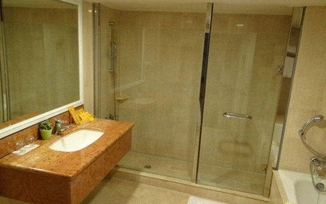 Crystal Plaza Hotel Kaohsiung