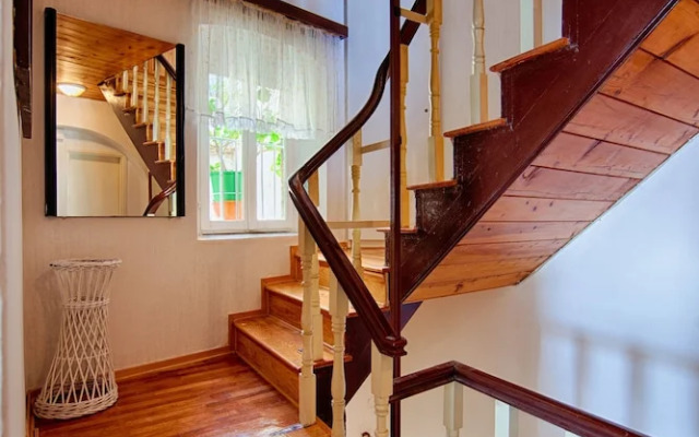Mira Sea Front Guesthouse