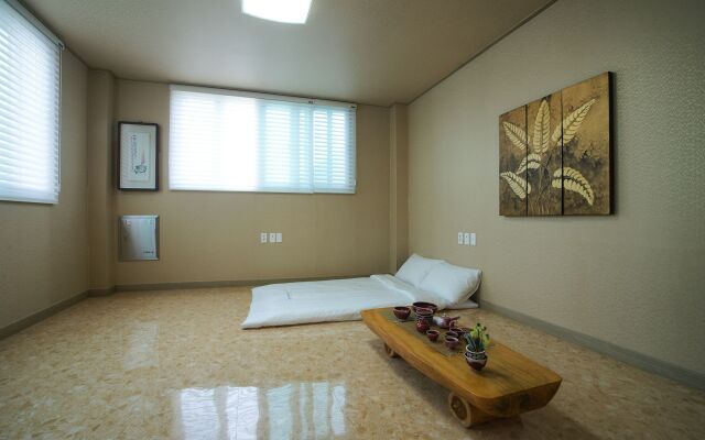 Ocean Family HOTEL