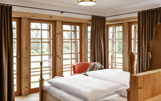 Relais & Châteaux Gut Steinbach Hotel und Chalets