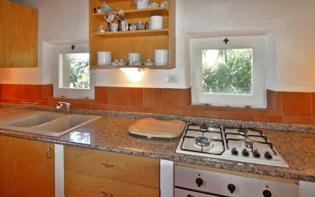 Apartment in Costa Paradiso With Garden