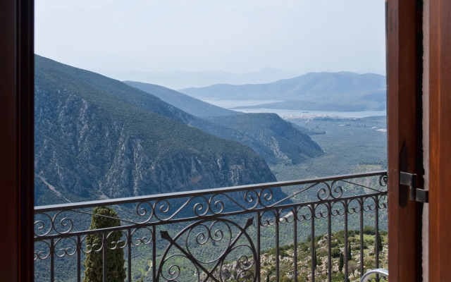 Hermes Delphi Hotel