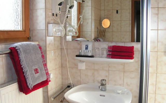 Hotel Garni Haus Alpine