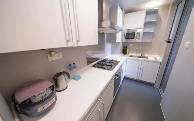 Tyms 1BR 1BA Apt Xujiahui Metro