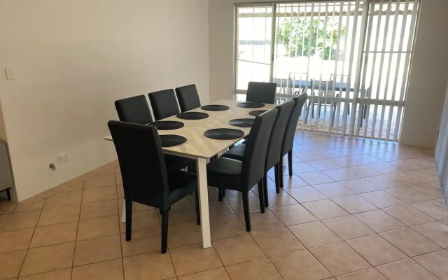 Ocean Keys Family Accommodation