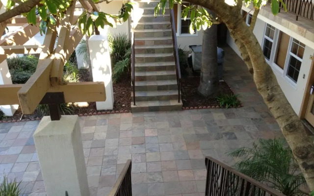 Diamond Head Inn