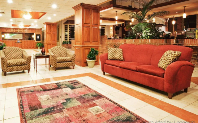 Holiday Inn Roanoke Airport – Conference CTR by IHG