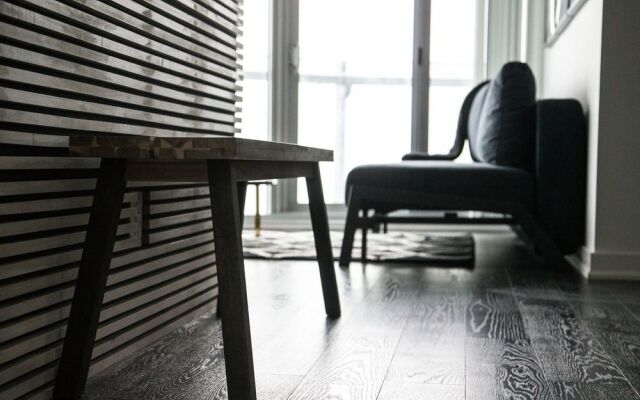 Applewood Suites - York Street Condo