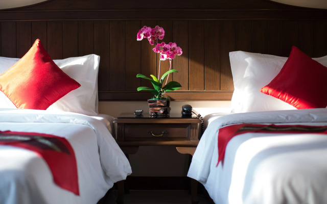 True Siam Rangnam Hotel