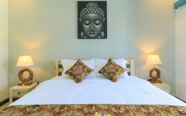 D Anyar Stay and Surf