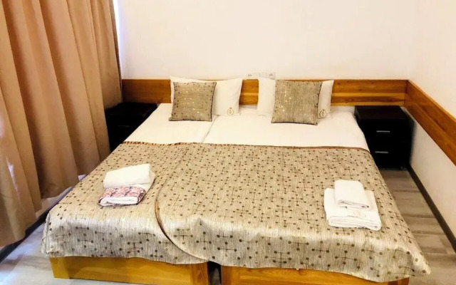 Maryam Hotel