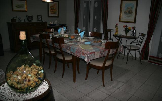Les Suites Champenoises